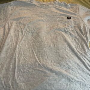 Men’s Dickies T-shirt w/ pocket. 3xl